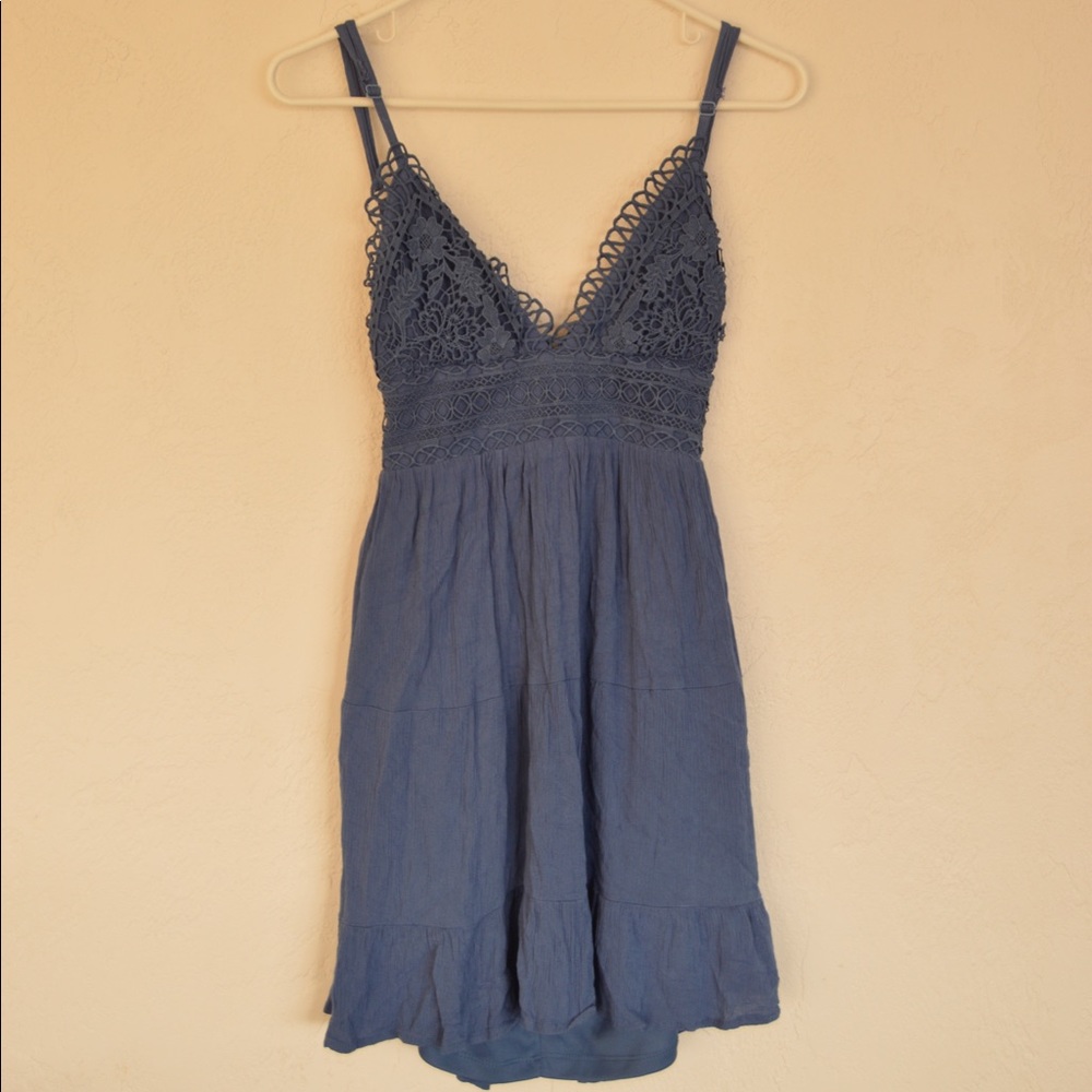 Blue short dress